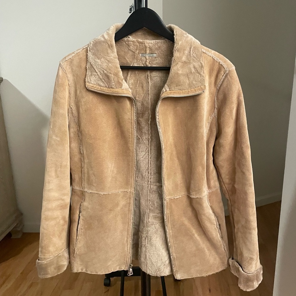 Guess soft genuine leather fur lined jacket. Camel color size smalll